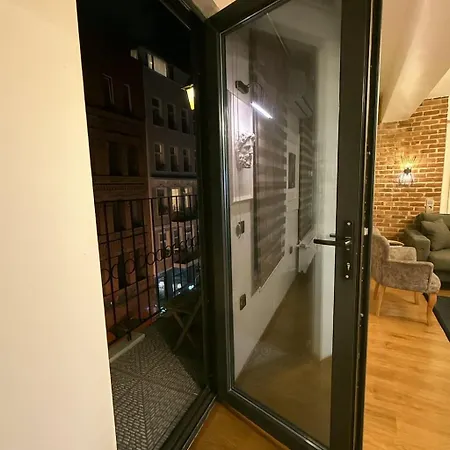 דירה Guestport No 3 Luxury With Balcony, 2 Bathrooms *